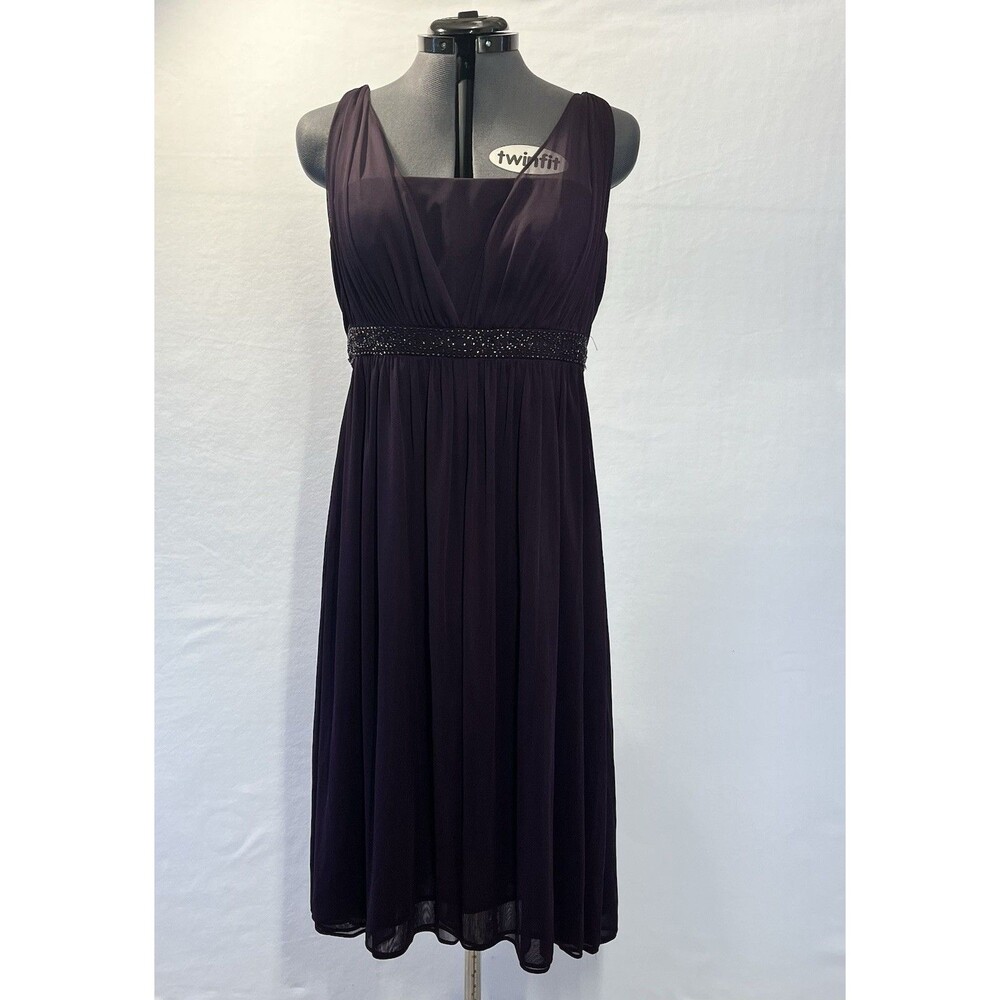 Jessica Howard Evenings Formal Dress Sleeveless Woman's 14 Purple Beaded Waist